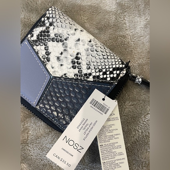 Handbags - Chico’s Half Wallet NWT